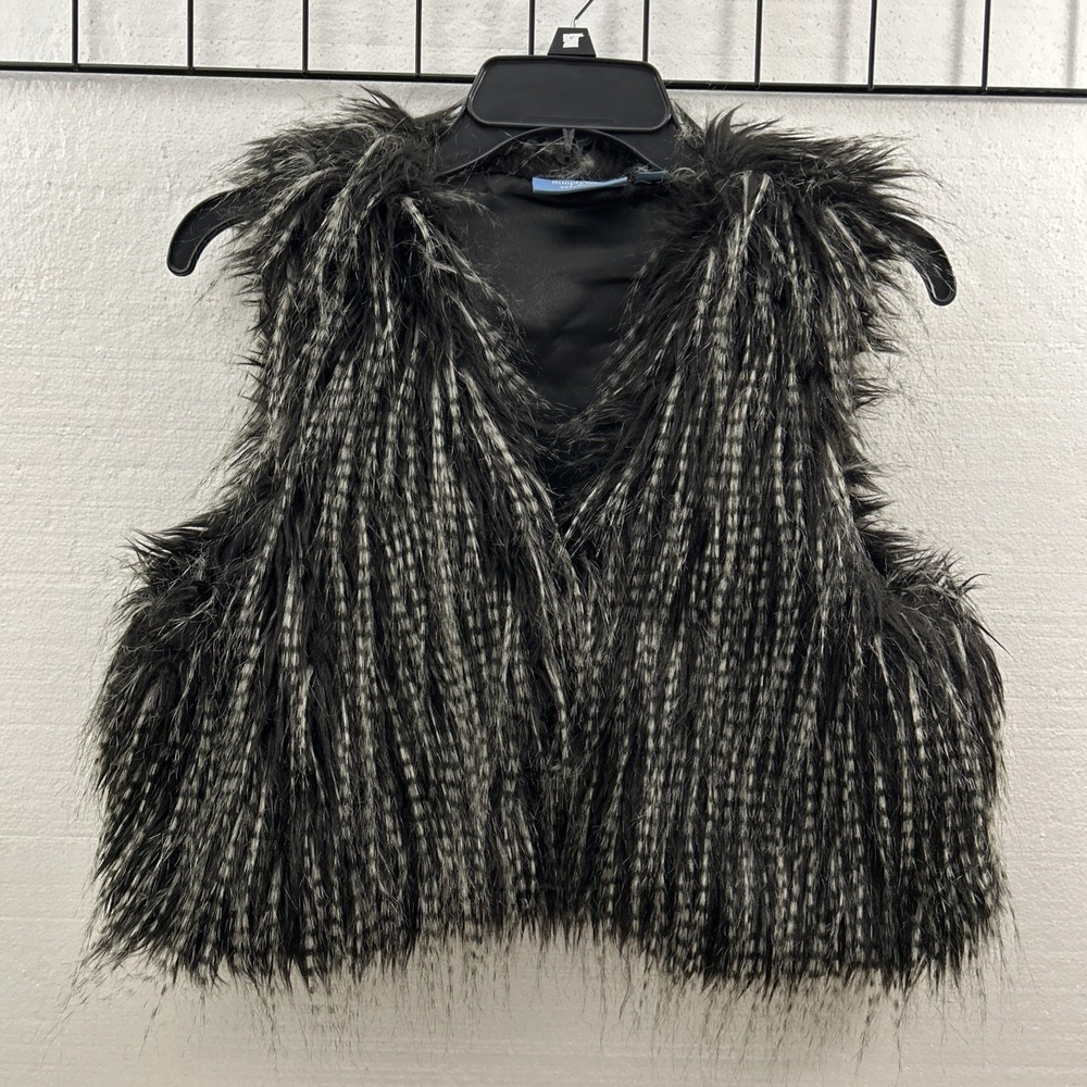 Simply Vera Vera Wang Faux Fur Grey Black Vest Small Medium SKU 60085